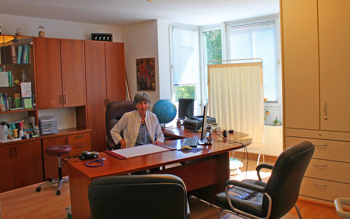 dr-goldhofer-sprechzimmer